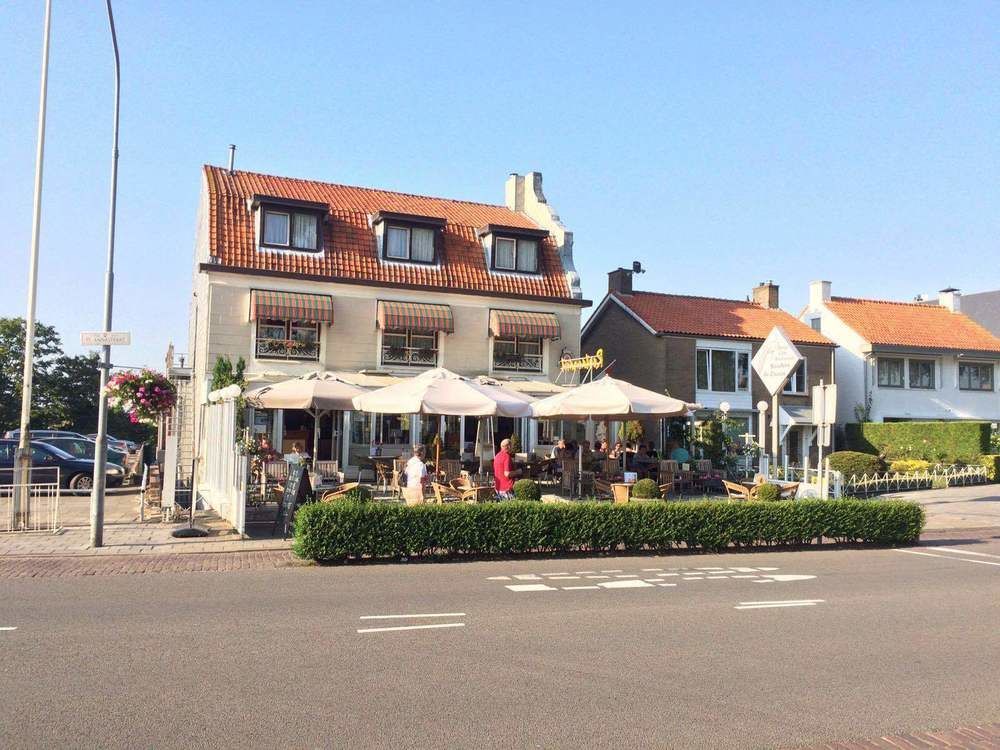 Hotel Sanders De Paauw Sluis Exterior foto